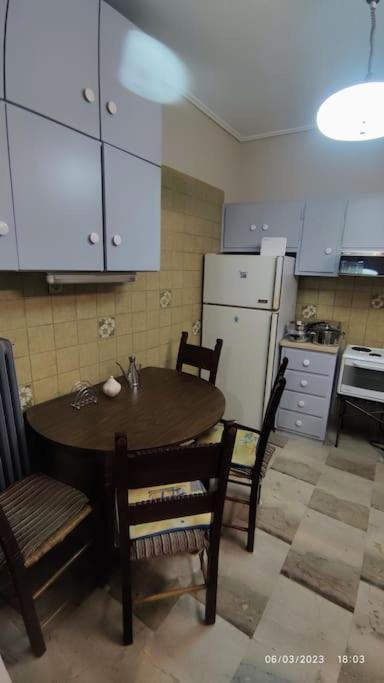 Sq Varnava Appartment Atina Dış mekan fotoğraf