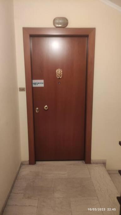 Sq Varnava Appartment Atina Dış mekan fotoğraf